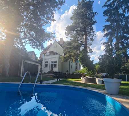 Jugendstil-Villa mit Garten, Pool, Terrasse und Südbalkon