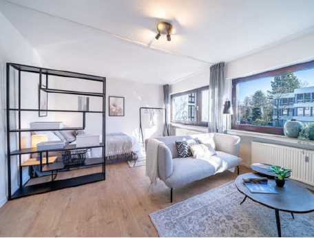 Erstbezug nach Sanierung mit EBK: Exklusive 1-Zimmer-Wohnung mit gehobener Innenausstattung in Bonn