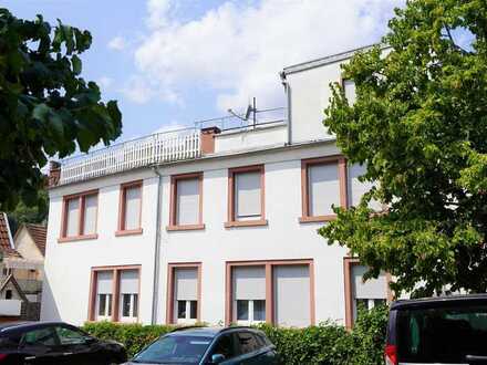 Idyllische Aussicht, viel Platz und eine vermietete Einheit