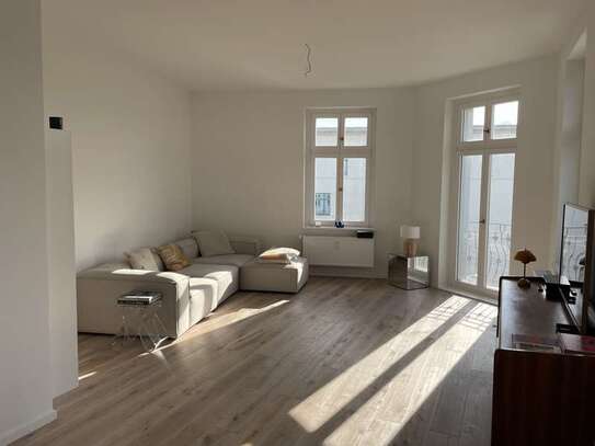 Schöne helle Wohnung in Berlin Mitte (befristet)