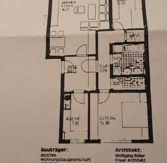 Gepflegte Wohnung mit dreieinhalb Zimmern sowie Balkon und Einbauküche in PFORZHEIM