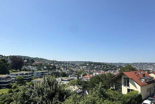 „Die traumhafte sonnige Etagenwohnung mit sensationellem Stadtblick !„