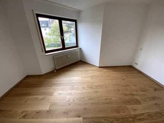 Helle 2-Zimmer-Wohnung mit großzügigem Wohnzimmer in bevorzugter Lage – Südwest-Ausrichtung