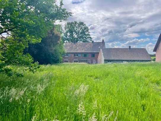 Naturliebhaber ! Traumhafte Lage für den Neubau oder eine umfangreiche Sanierung