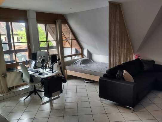 Schöne 1-Zimmer-Wohnung mit Einbauküche und Balkon in 71672, Marbach am Neckar