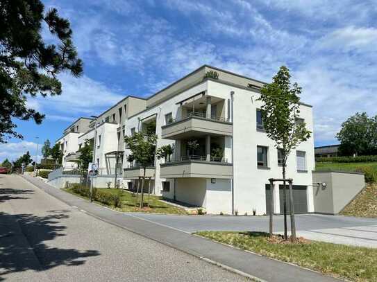 Betreutes Wohnen: Wunderschöne 2-Zimmer-Wohnung mit Aussicht - mit Einbauküche und Balkon