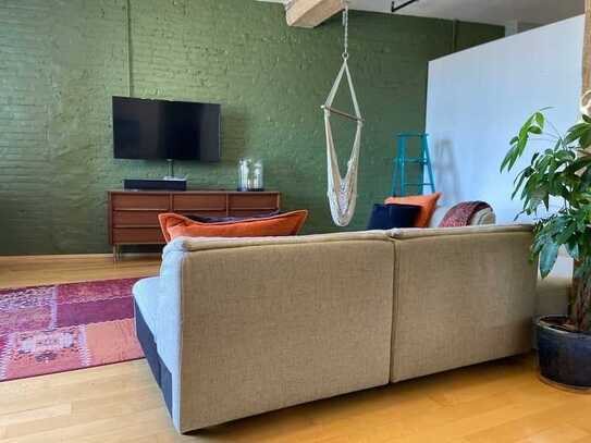 Geschmackvolle, sanierte 2-Zimmer-Wohnung mit Balkon und EBK in Leipzig