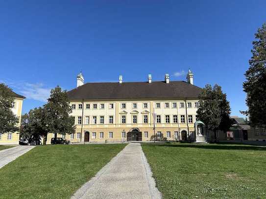 Exklusiv am Kapellplatz-diese Wohnung ist mehr als außergewöhnlich!