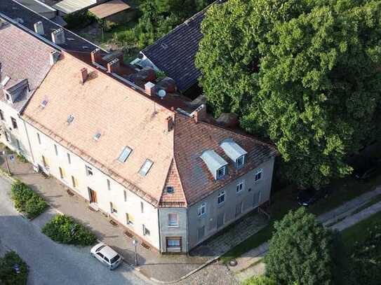 Historisches Liebhaber-Objekt: Mehrfamilienhaus in Traumlage Mittenwalde