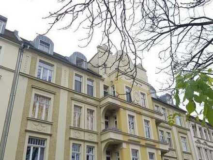 Exklusive 4-Raum-Wohnung mit riesigem Balkon und Garage in Gera