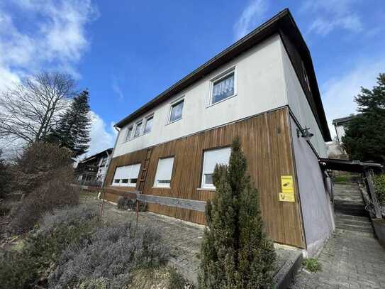 Freistehendes Einfamilienhaus in Aussichtslage