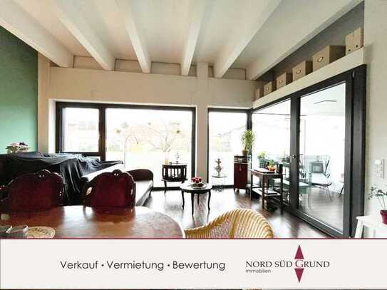 Moderne Loft-Wohnung. Barrierefrei. Mit 2 Stellplätzen und Loggia. 2 Zimmer. 77 m².