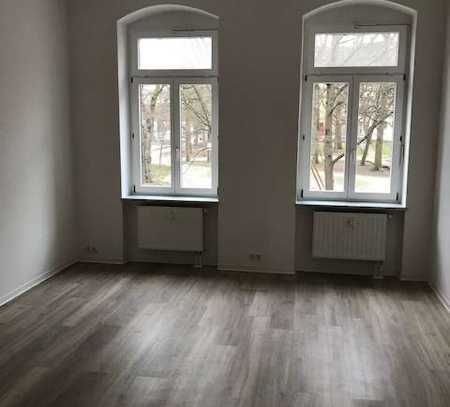 Modernisierte 3-Zimmer-Wohnung mit Balkon und Einbauküche in Chemnitz-Sonneberg