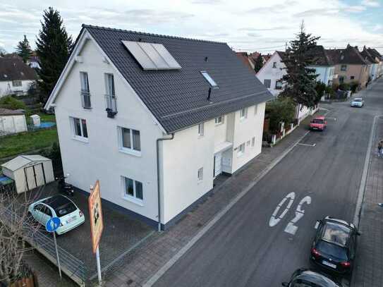 3-ZKB Dachgeschosswohnung mit Balkon