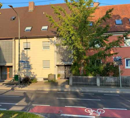 Modernisierte 2-Zimmer-Hochparterre-Wohnung mit Balkon in Donauwörth