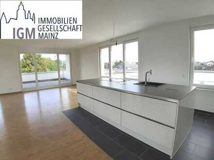 MIETE: Penthousewohnung mit Dachterrasse + Balkon - Wohnen mit hohem Standard!