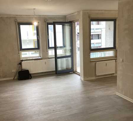 Rundum wohlfühlen: gemütliche 2-Zimmer-Wohnung mit Balkon