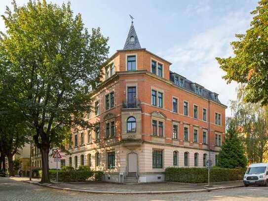 Praktische 1-Raum-Wohnung mit Balkon im Altbau in Dresden-Cotta!