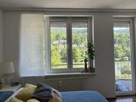 Wohlgelegene Einzimmerwohnung mit Blick auf den Neckar