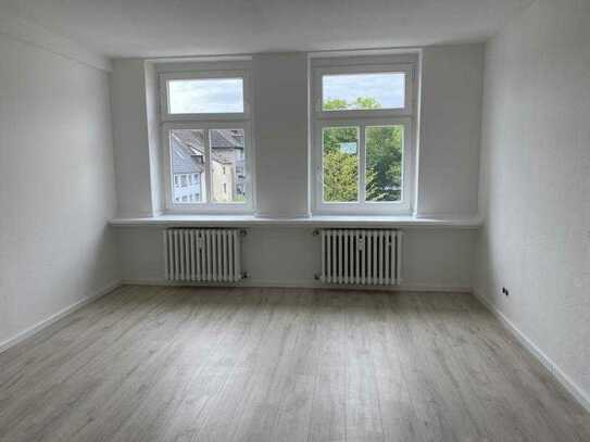 Moderne 3,5-Zimmer-Wohnung, zentrale Lage, inkl. Einbauküche!