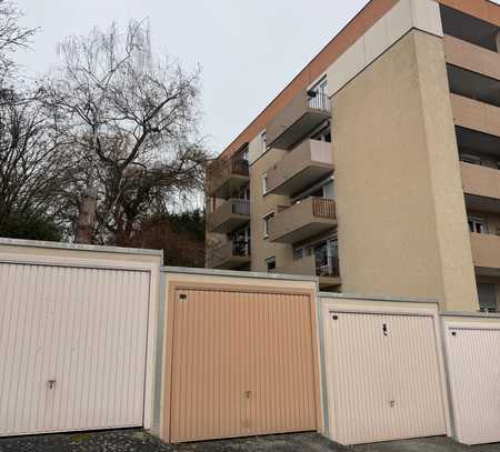 2,5-ZW mit Balkon in Lengfeld