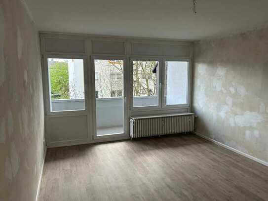 Schöne 3 1/2 Zimmer Wohnung mit Balkon in Essen, Dellwig