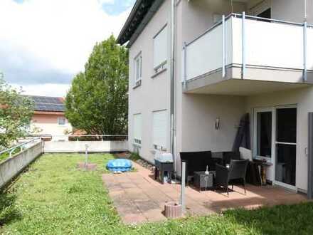 Freundliche, lichtdurchflutete 3-Zimmer-Wohnung mit großer Terrasse in Igersheim
