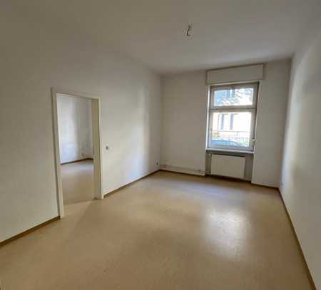 Schöne 3-Zimmer-Altbau-Wohnung im Erdgeschoss im Trendviertel Neckarstadt-Ost