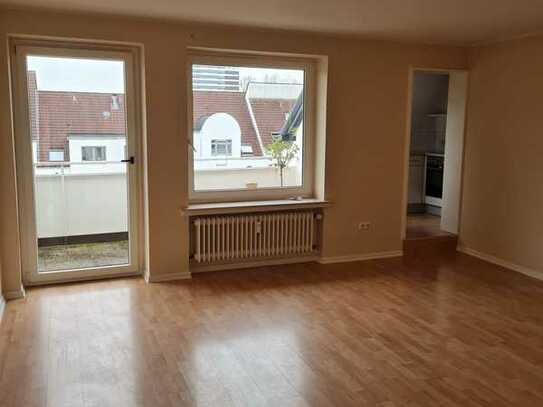 Exklusive 2-Raum-Wohnung mit Einbauküche in Bielefeld
