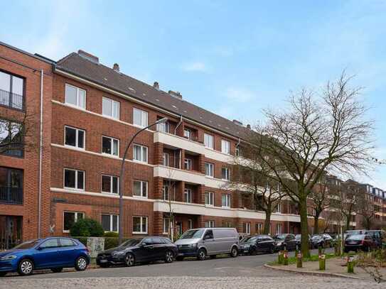 Attraktives Mehrfamilienhaus in Toplage - Altona mit Ausbaupotential