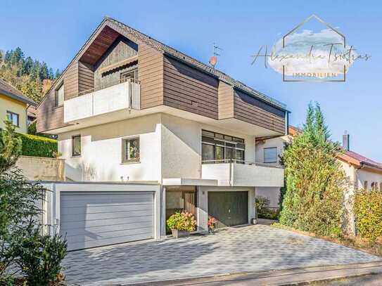 Idyllisches Einfamilienhaus mit schöner Terrasse und viel Platz für Ihren Fuhrpark