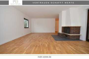 Charmante Wohnatmosphäre: Maisonettewohnung mit einladendem Kamin und Terrasse.