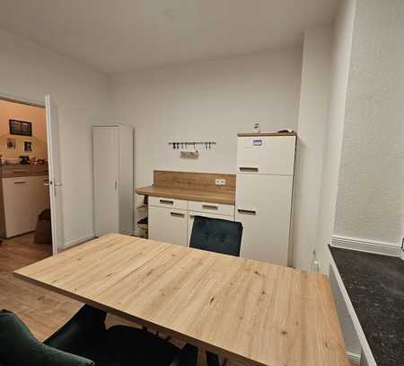 Helle, freundliche, ruhige und teilmöbilierte 1 Zimmer Wohnung