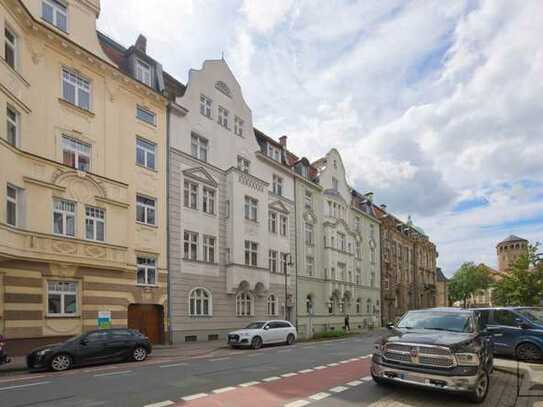 Charmante Büro-/Praxisräume mit ca. 135 m² Altbau-Flair im Bayreuther Zentrum!