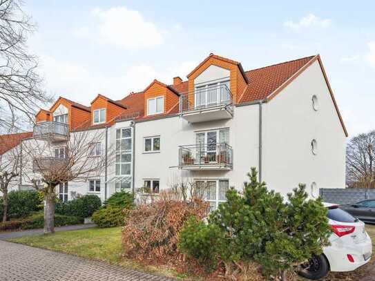 Helle DG-Wohnung mit Balkon