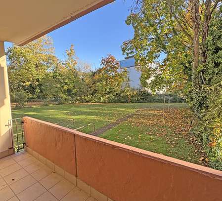 7137 - Renovierte 3-Zimmerwohnung mit Loggia, Balkon und Garage in der Oststadt!