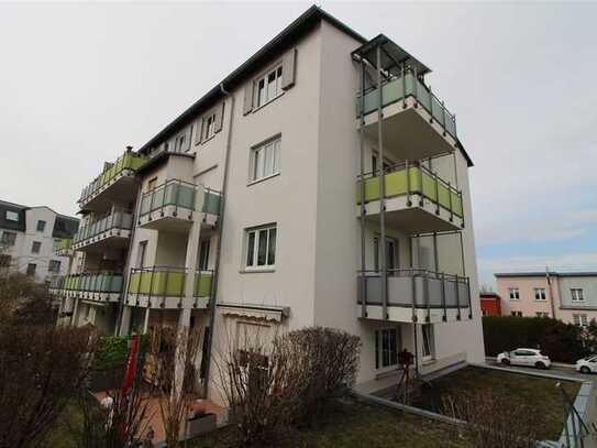 +Charmante 1-Raum-Wohnung mit Balkon und Einbauküche in bester Stadtrandlage+