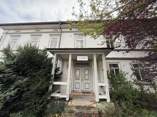 Mehrfamilienhaus mit historischem Charme in zentraler Lage *** hier ist soooo viel MÖGLICH ***