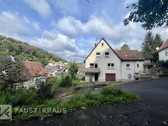 Charmantes Zweifamilienhaus in ruhiger Lage in Heigenbrücken