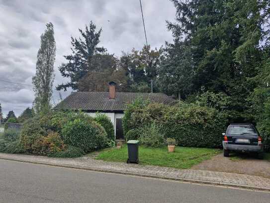 Freistehendes Einfamilienhaus in Schmelz- Hüttersdorf