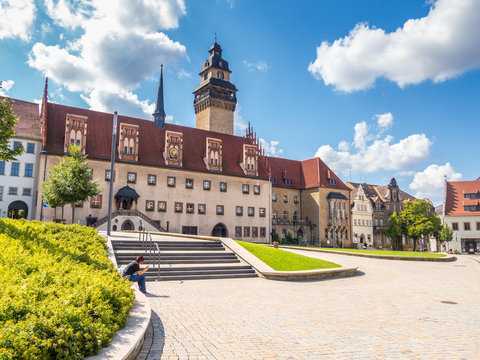 Frisch saniertes Mehrparteienhaus mit Wärmepumpe, PV & FB-Heizung - in gefragter Lage nahe Leipzig