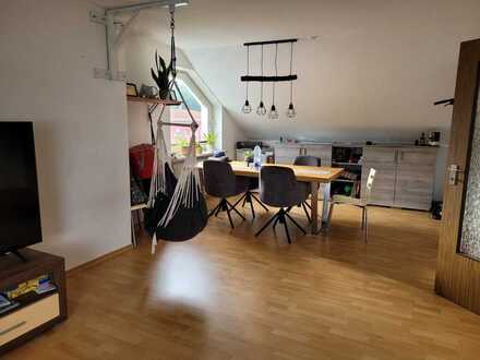 3-Raum-Dachgeschosswohnung mit Einbauküche am alten LDM Kanal