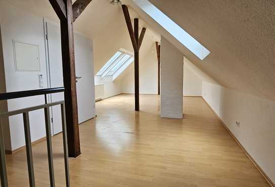 Renovierte 5 ZKB DG-Maisonette-Wohnung in der Weststadt Karlsruhe