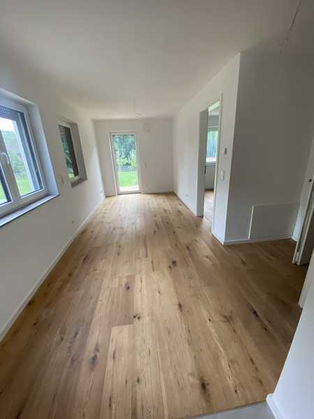                                                               2 Zimmerwohnung mit Garten                                                       in Schönbrunn (Landshut)