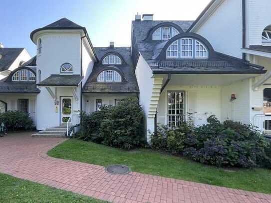 Besondere 2-Zimmer Maisonette-Wohnung mit Garagenstellplatz in Hamburg-Poppenbüttel