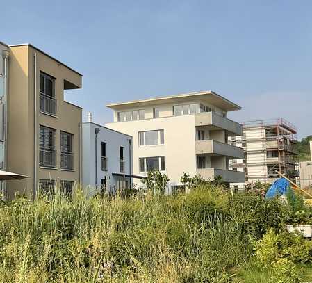 Neubau Wohnung mit Südbalkon und Einbauküche