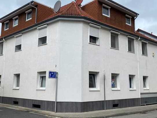 Schöne Erdgeschosswohnung mit Garage im beliebten Ortsteil Ludwigshafen