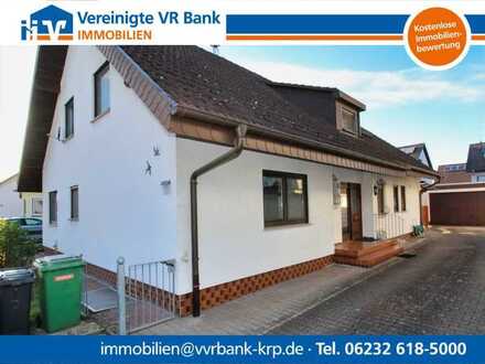 2- Familienhaus in ruhiger Lage