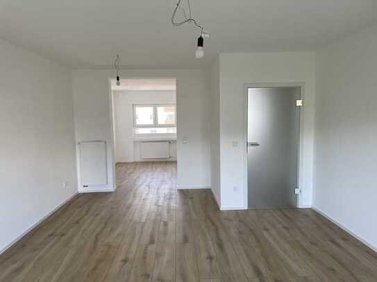 Provisionsfreie, moderne und sanierte 4 Zimmer-Eigentumswohnung mit großem Balkon in beliebter Lage