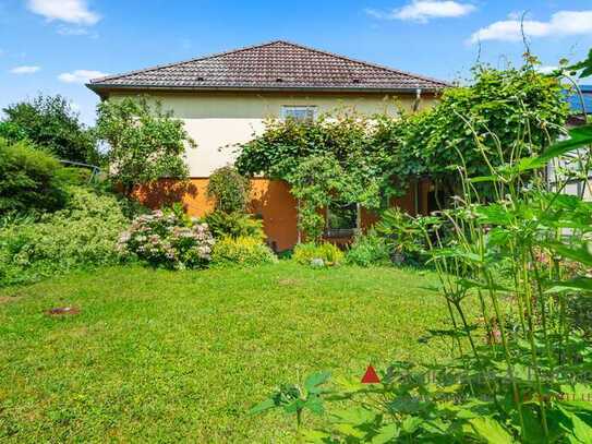 Einfamilienhaus mit vermieteter Einliegerwohnung auf tollem Grundstück in Wiesloch-Baiertal